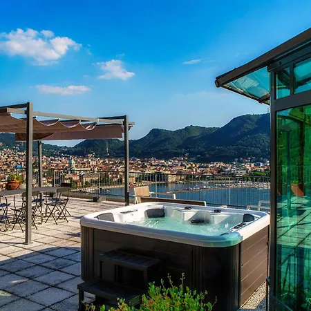 Unbelievable View - The House Of Travelers Apartment