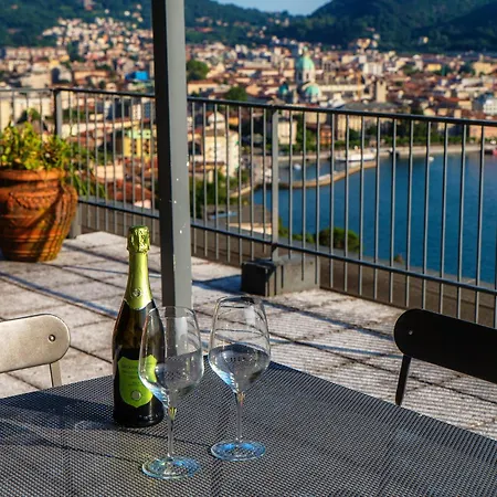 Unbelievable View - The House Of Travelers Como