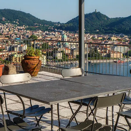Unbelievable View - The House Of Travelers