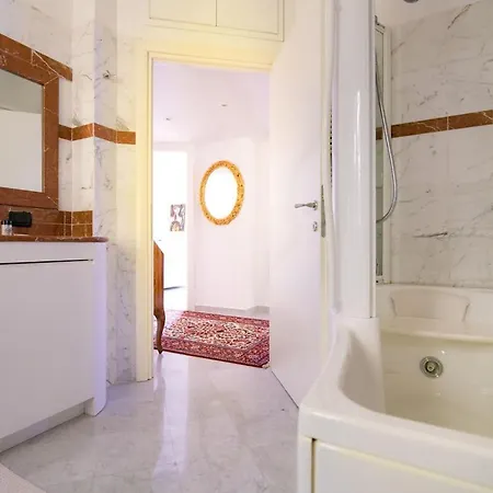Unbelievable View - The House Of Travelers Apartment