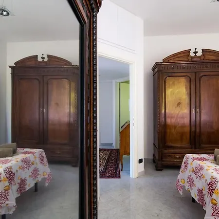 Unbelievable View - The House Of Travelers Apartment Como